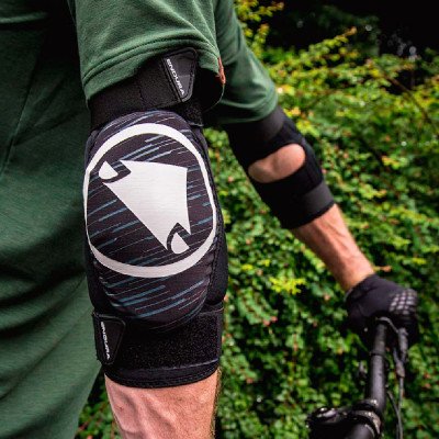 Защита локтя Endura SingleTrack Защита локтя Endura SingleTrack