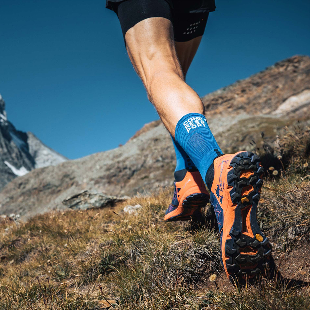 Носки компрессионные Compressport Mid compression Носки компрессионные Compressport Mid compression