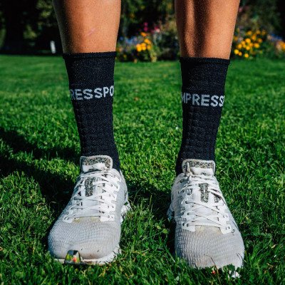 Носки унисекс Compressport Pro Racing winter run Носки унисекс Compressport Pro Racing winter run