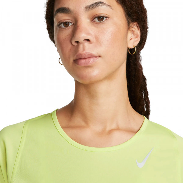 Футболка женская Nike Dri-FIT Race