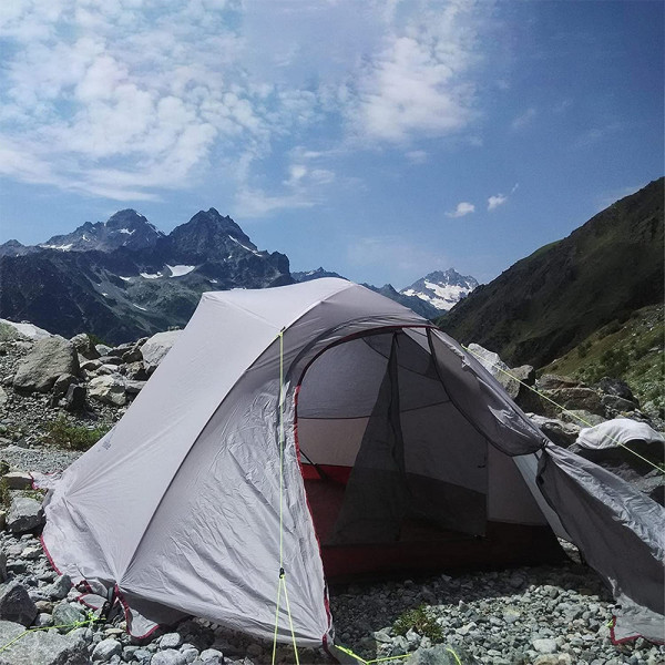 Палатка Naturehike Ultralight three-man cloud up 3 tent new version V(3)