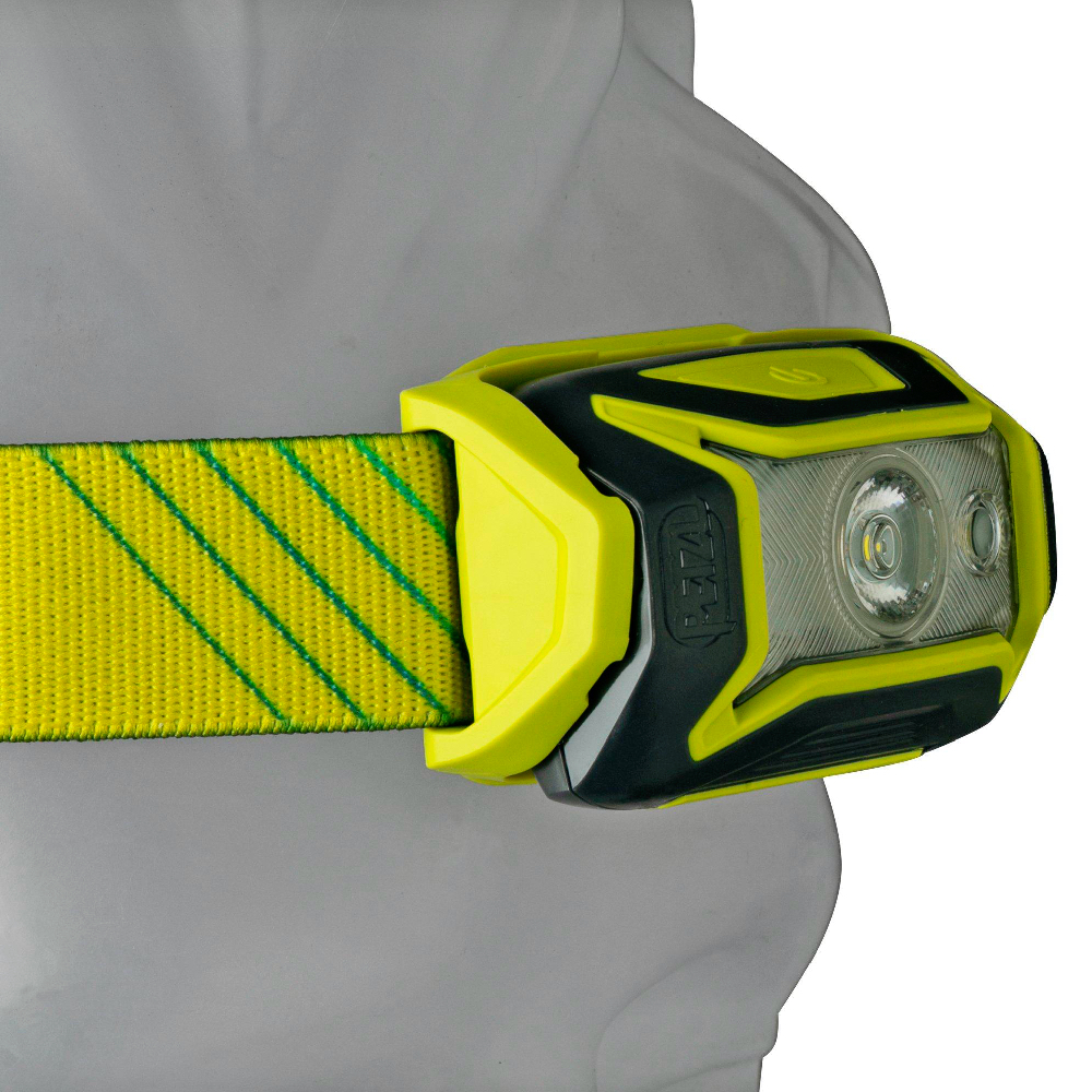 Фонарь налобный Petzl Tikka core