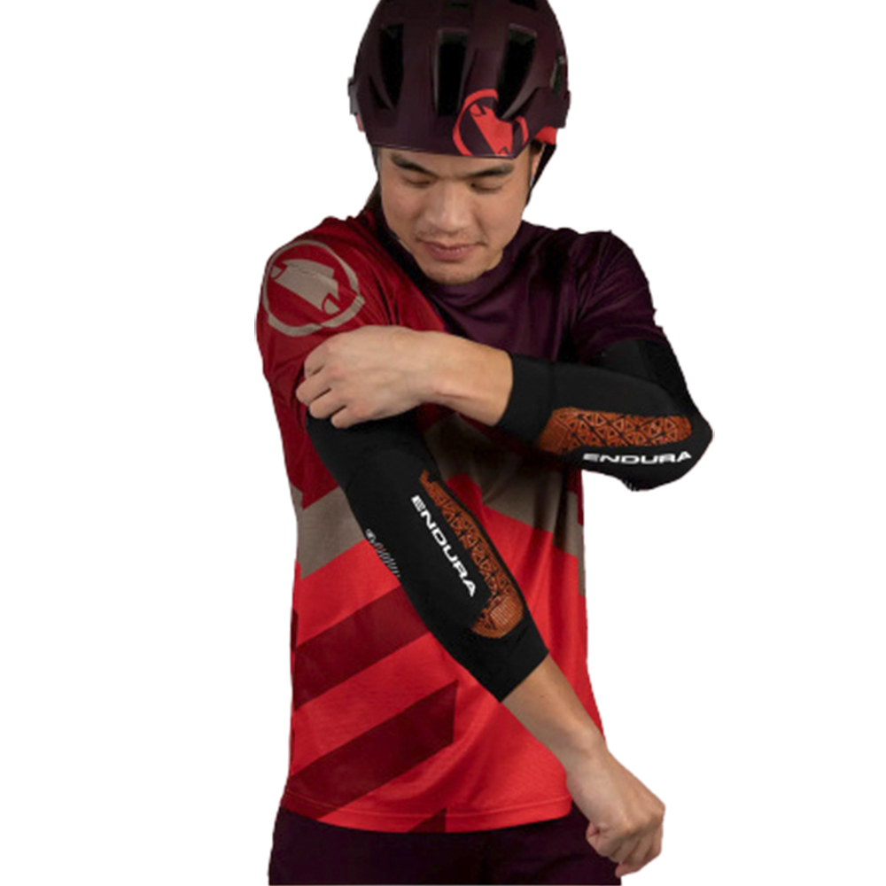 Защита локтя Endura MT500 D3O Защита локтя Endura MT500 D3O