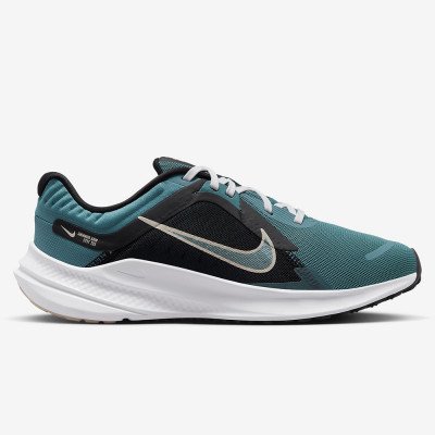 Кроссовки беговые женские Nike Quest 5