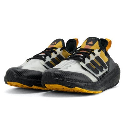 Кроссовки для бега женские Adidas Ultraboost light GTX