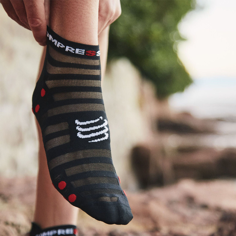 Носки Compressport Pro Racing Socks v4.0 Ultralight Run Low