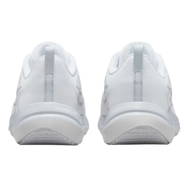Кроссовки для бега женские Nike Downshifter 12