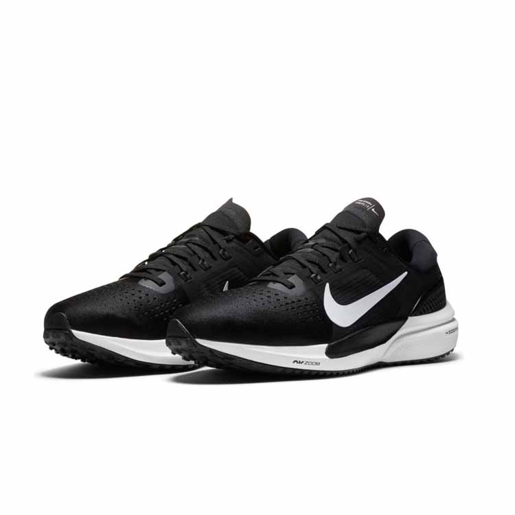 Кроссовки беговые Nike Air Zoom Vomero 15 Кроссовки беговые Nike Air Zoom Vomero 15