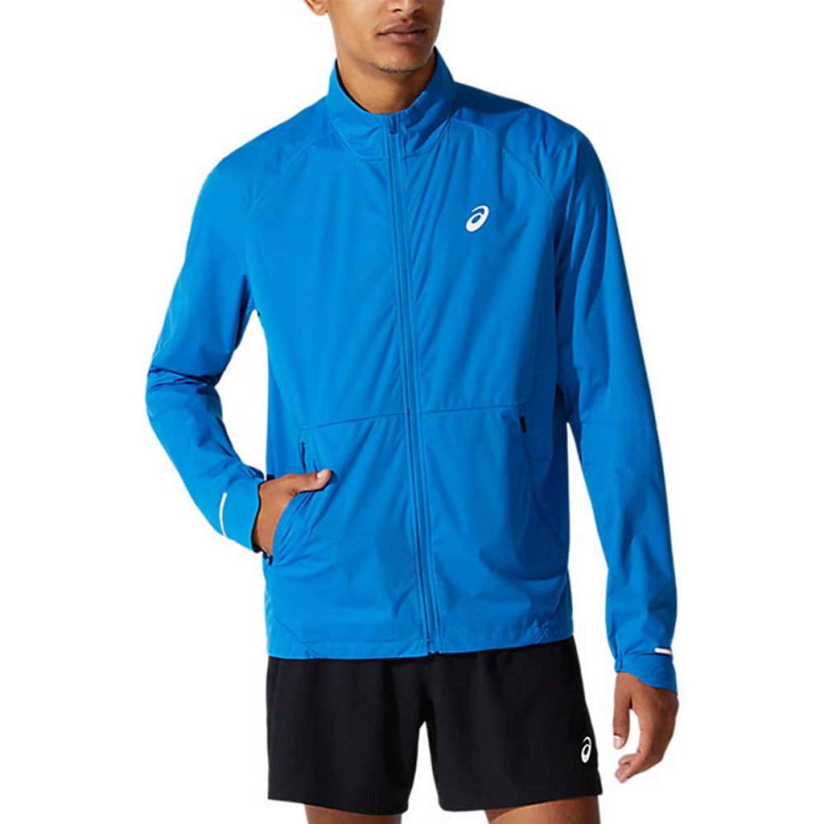 Asics waterproof jacket. Ветровка asics мужская. Черные ветровки асикс мужские. Ветровка asics мужская. Осенние куртки мужские асикс.