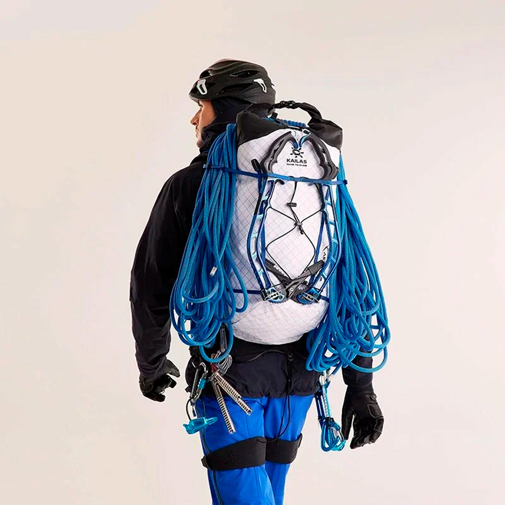 Штурмовой рюкзак Kailas Aether Sport 30L серый