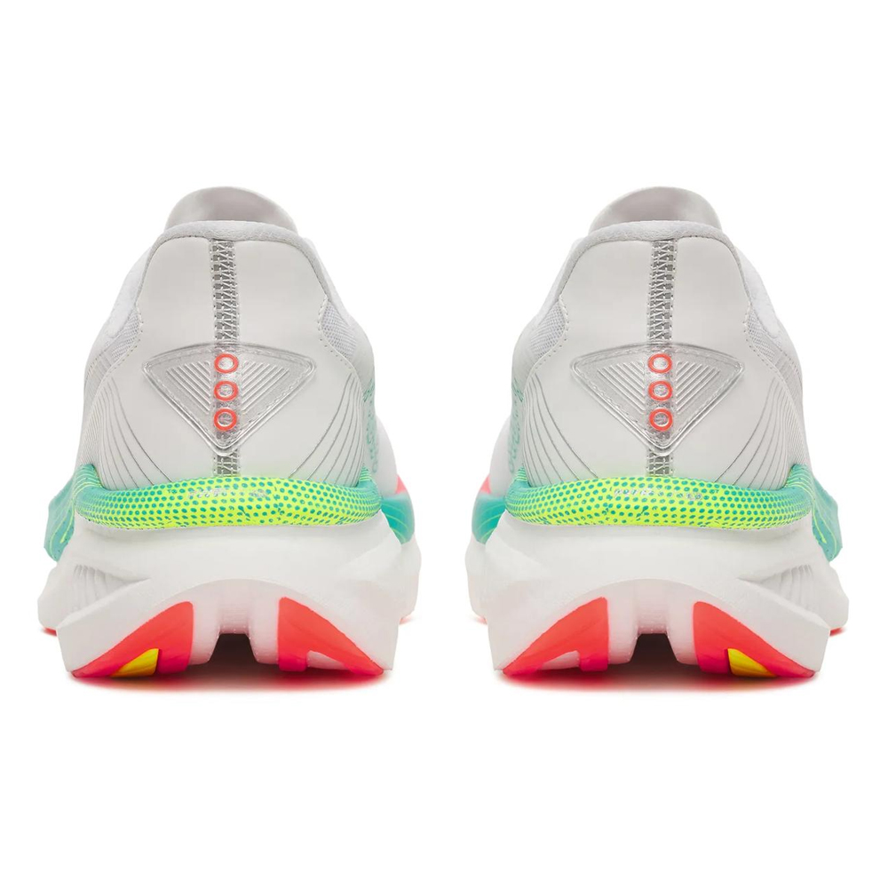 Кроссовки для бега женские Saucony Endorphin Azura 