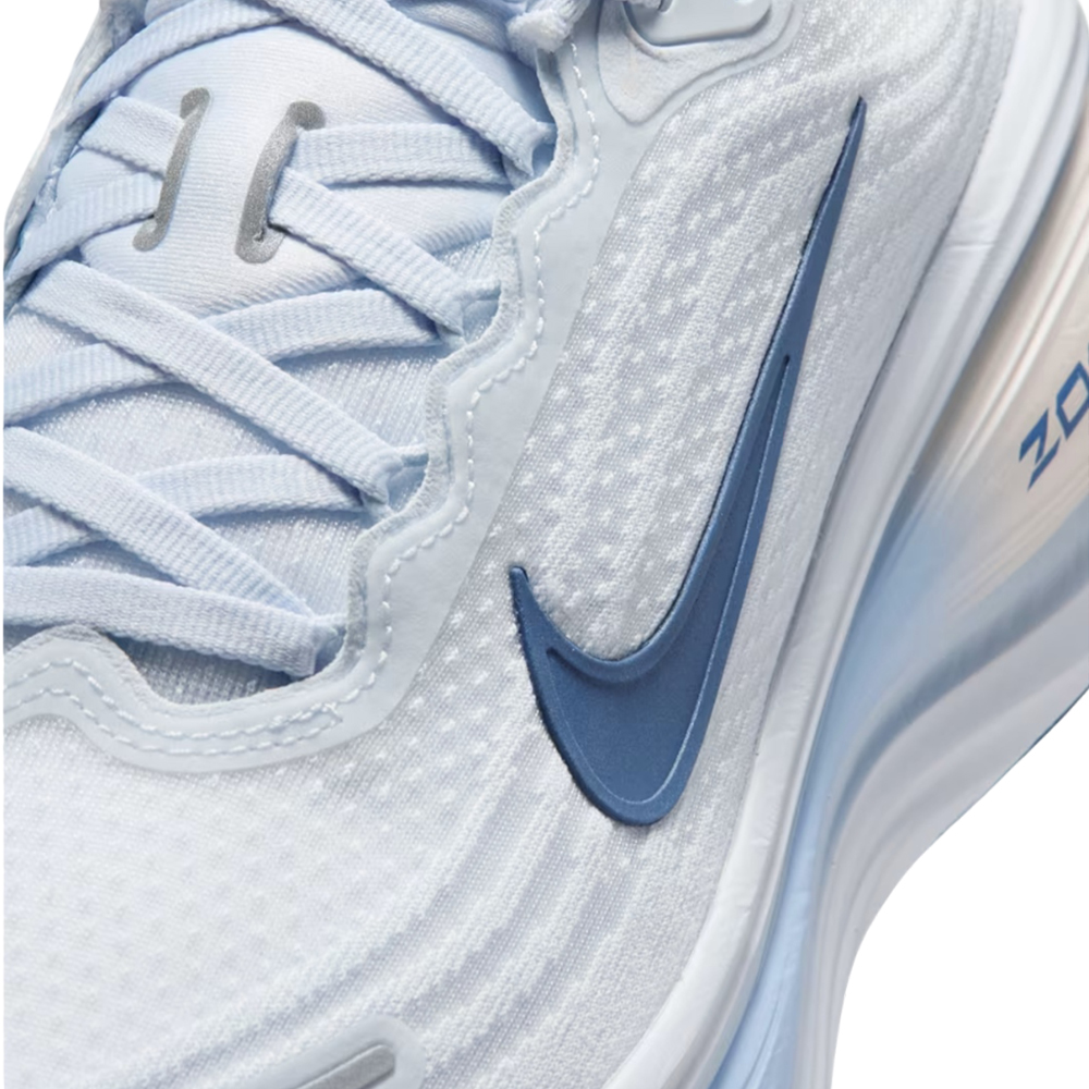 Кроссовки для бега женские Nike Vomero plus 