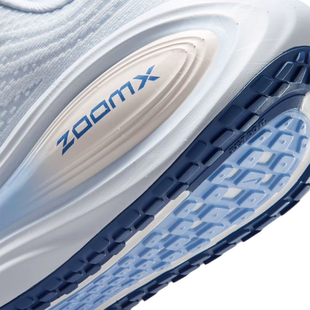 Кроссовки для бега женские Nike Vomero plus 