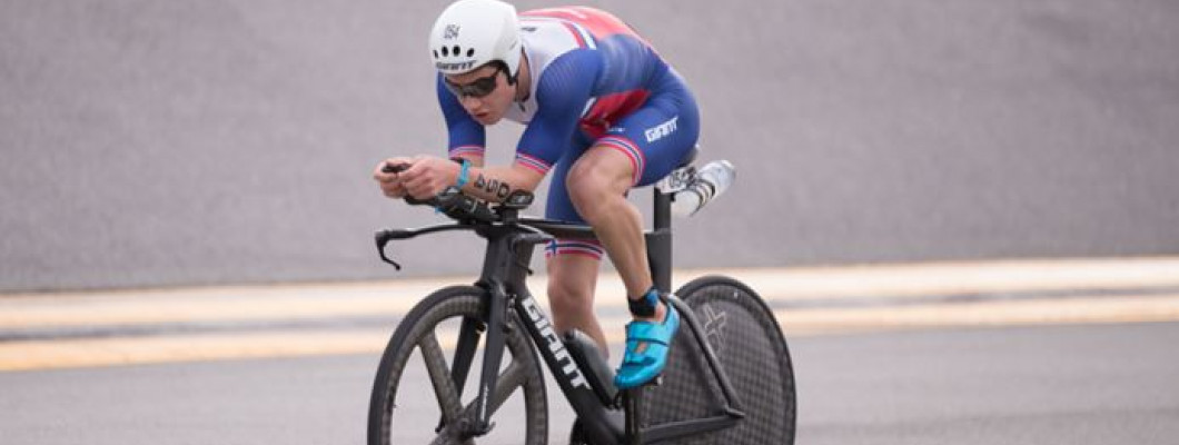 Атлет Giant  - Gustav Iden выиграл чемпионат мира 2020, в Daytona штат Florida на дистанции 70.3 мили на велосипеде Giant Trinity Advanced Pro