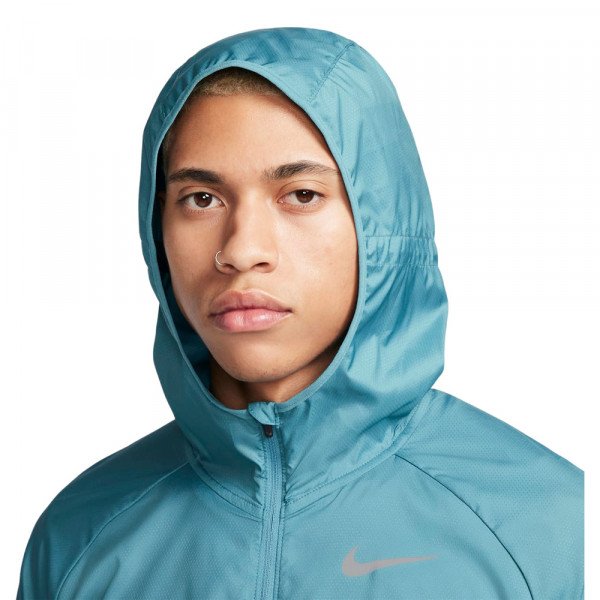 Ветровка мужская Nike ESSNTL BV4870-379