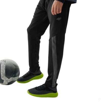 Спортивные брюки детские 4F Boy Training черные Спортивные брюки детские 4F Boy Training черные