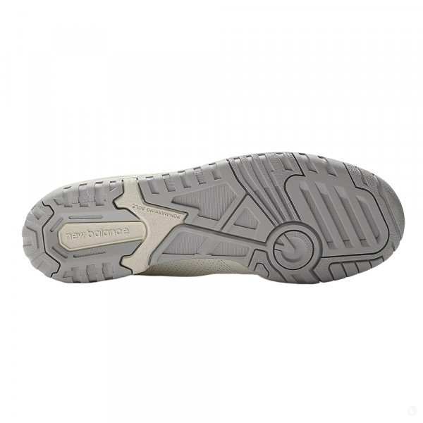 Повседневные кроссовки мужские New Balance 550 