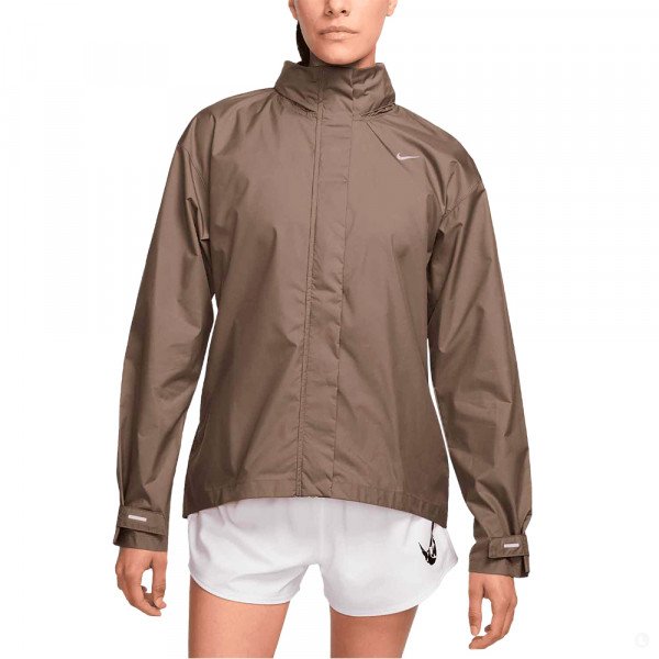 Легкая куртка женская Nike Fast repel 