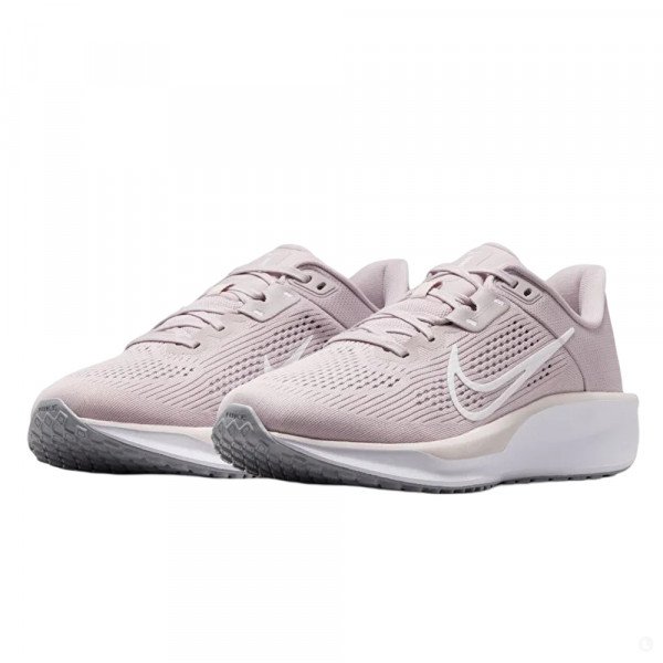 Кроссовки для бега женские Nike Quest 6 