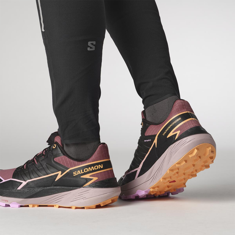 Треккинговые кроссовки женские Salomon Thundercross 
