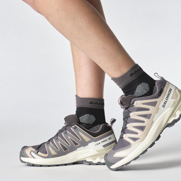 Треккинговые кроссовки женские Salomon Xa pro 3d v9 gtx 