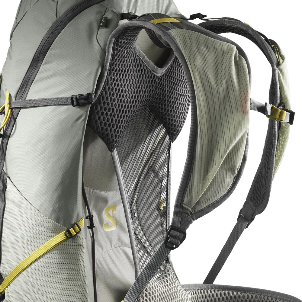 Походный рюкзак мужской Salomon Aerotrek 30 зеленый