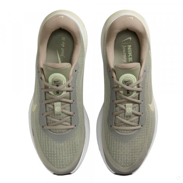 Кроссовки для бега мужские Nike Journey Run 