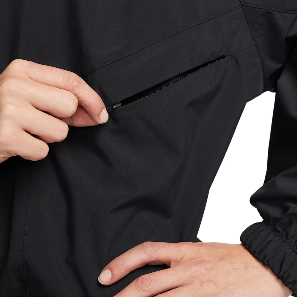 Легкая куртка женская Nike Swift sf jkt 