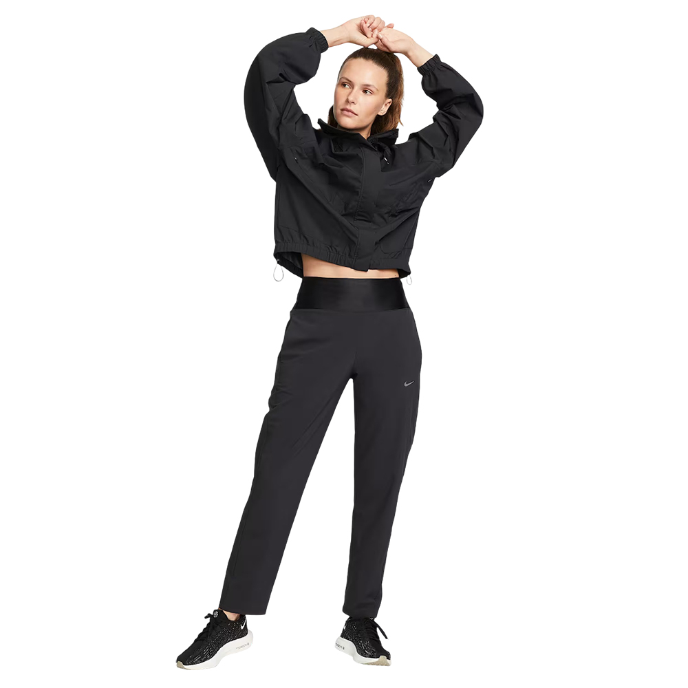 Легкая куртка женская Nike Swift sf jkt 