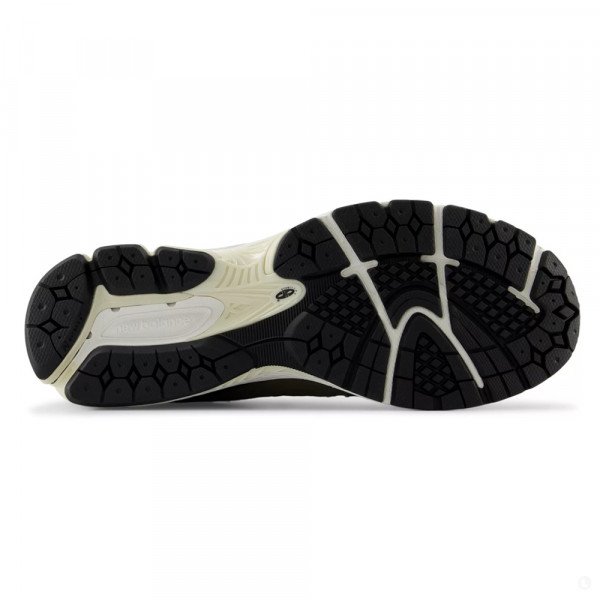 Кроссовки повседневные мужские New Balance 2002