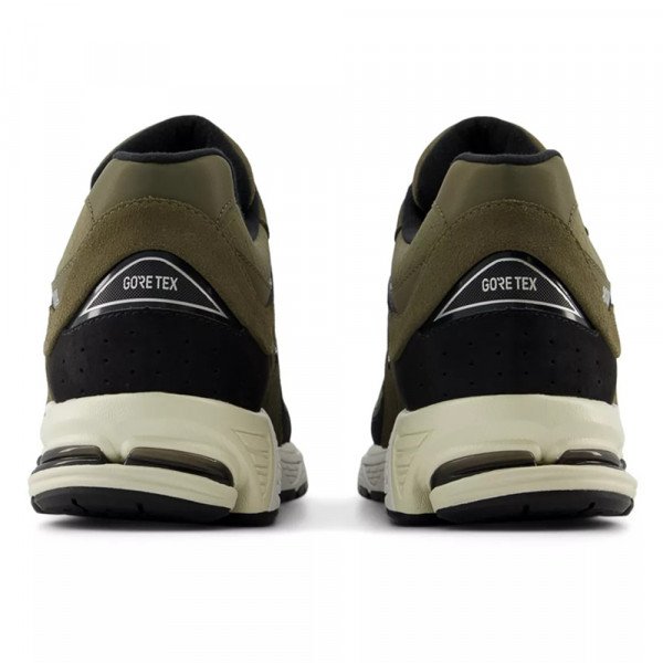 Кроссовки повседневные мужские New Balance 2002