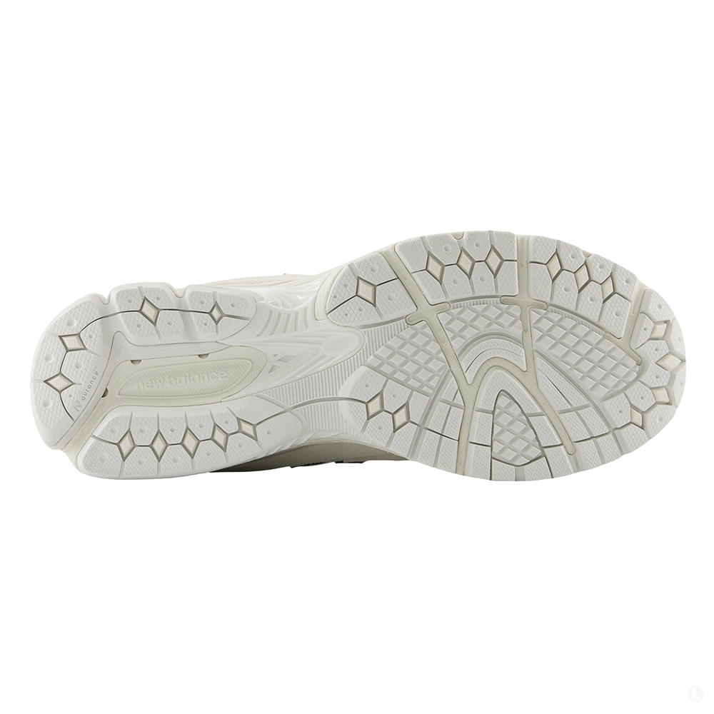 Кроссовки повседневные унисекс New Balance 2002