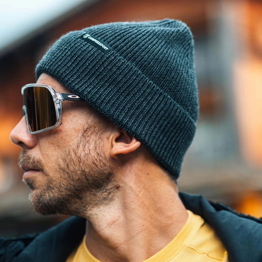 Шапка Compressport Podium Beanie Шапка Compressport Podium Beanie