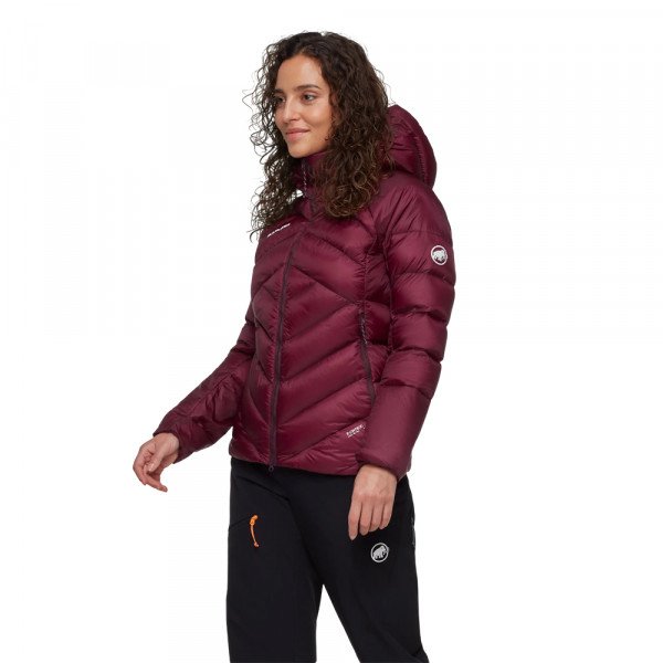 Куртка утепленная женская Mammut Taiss IN Hd Куртка утепленная женская Mammut Taiss IN Hd