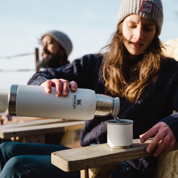 Термос Stanley Adventure Vac 1 L белый Термос Stanley Adventure Vac 1 L белый