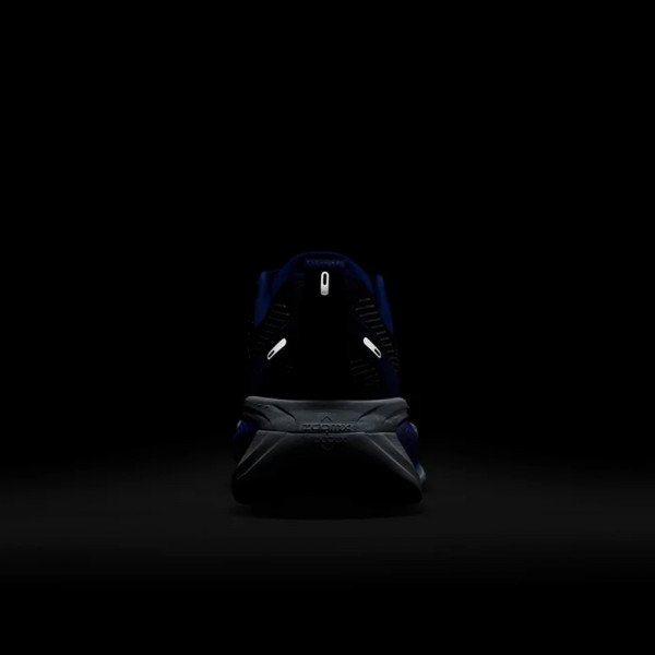 Кроссовки для бега мужские Nike Vomero 18 