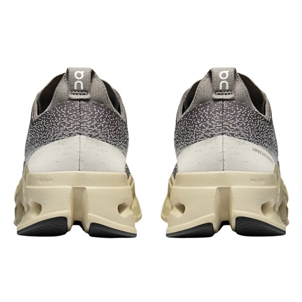 Кроссовки для бега мужские On Cloudsurfer Max 