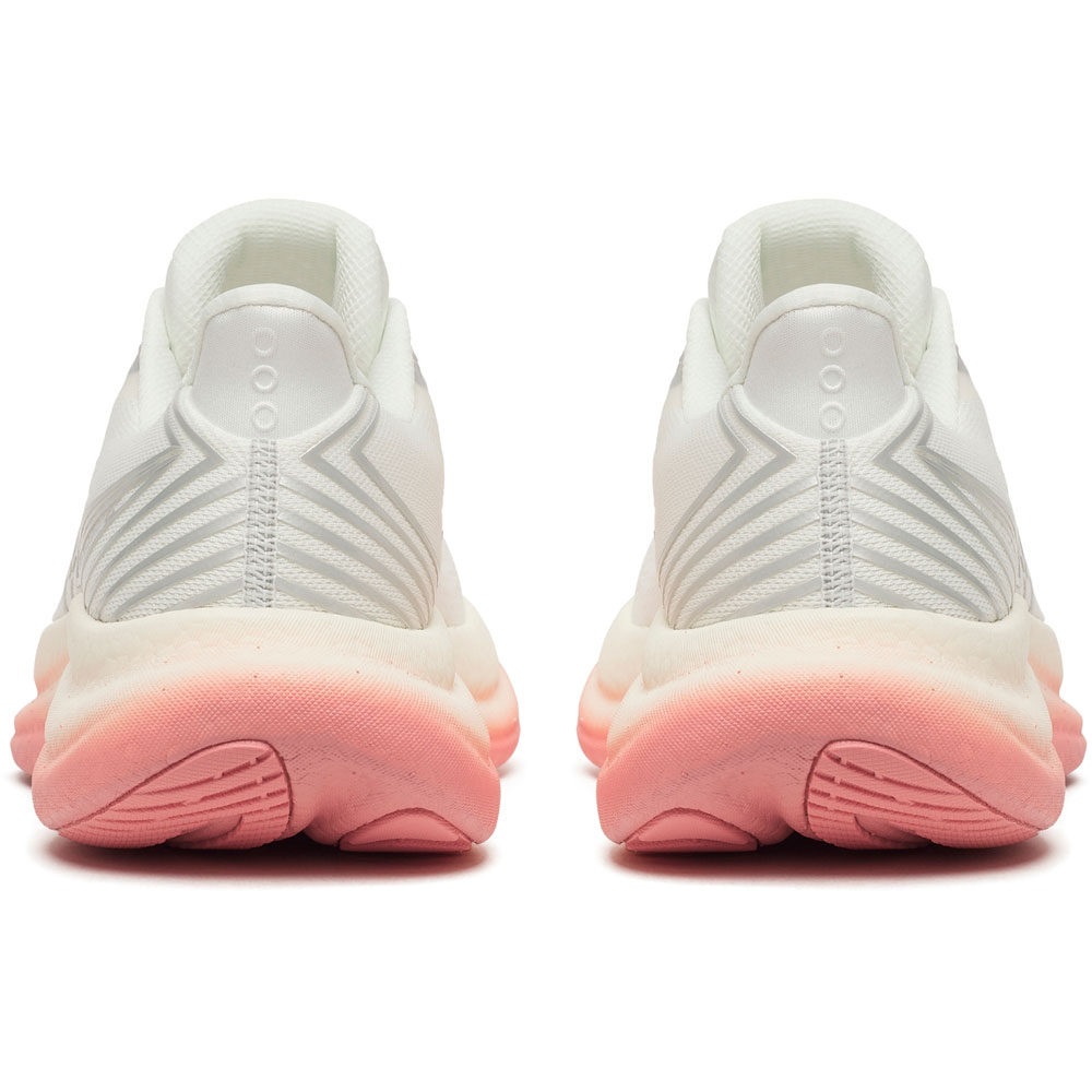 Кроссовки беговые женские Saucony Triumph 23